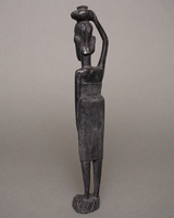 (ケニア)　黒檀彫刻人形　ML No.4