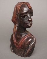 (ケニア)　マサイ胸像　No.1