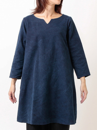 ストーンウォッシュ・クルタ衿チュニック (ネイビー)
