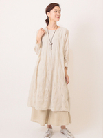 コットン四角エンボス・ドレス (ベージュ)