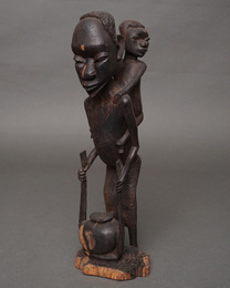 (タンザニア)　黒檀木彫り 父子像　37cm