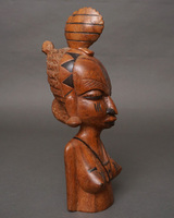 (ギニア)　フラニ族　女性像