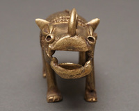 (トーゴ)　真鍮細工　サイ　Mサイズ