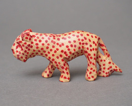 (ケニア)　木彫アニマル　Sサイズ　(ヒョウ)