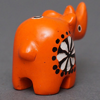 ソープストーン置物　ミニサイさん　オレンジ系　ミニ　SSサイズ　※柄アソート