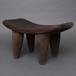 (コートジボワール)　セヌフォ　スツール　(腰掛)　No.18