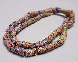 チャチャソ　ミルフィオリ　トレードビーズ　連　No.3