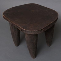 (コートジボワール)　セヌフォ　スツール　(腰掛)　No.24