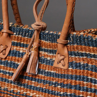 ケニア　サイザルバッグ　8インチ　ミックスカラー　レザーショートハンドル　No.6