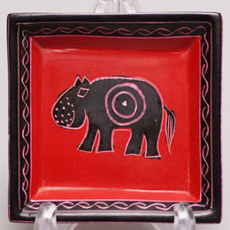 ソープストーン　角　飾り皿　Mサイズ　No,25