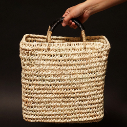 (モロッコ)　透かし編かごバッグ　ブラックレザーハンドル　(M)