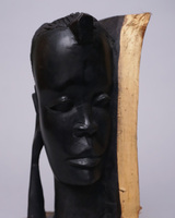 (タンザニア)　マコンデ　頭像　No.11