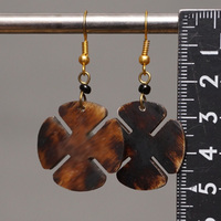 (ケニア)　　牛骨プレート　ピアス　No.600-90