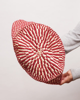 (ケニア)　サイザルバッグ　アクリル柄編み　10インチ　(ホワイト x 臙脂)　No.4