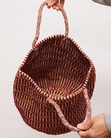 (ケニア)　サイザルバッグ　アクリル柄編み　10インチ　(ホワイト x 臙脂)　No.7