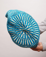 (ケニア)　サイザルバッグ　アクリル柄編み　10インチ　(ホワイト x スカイブルー)　No.3