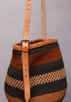 ケニア　バオバブショルダーバッグ　レザー巾着　No.2