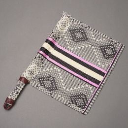 (セネガル)　プラスチック　カラーうちわ　オフホワイトxピンク