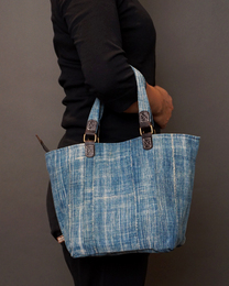 藍染めトートバッグ　Mサイズ