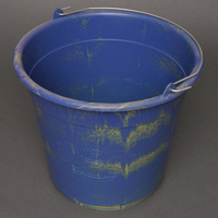 セネガル　プラスチックバケツ　(M)　No.8