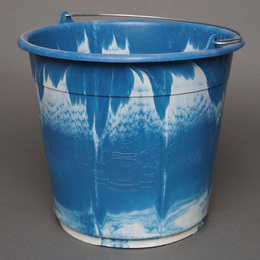 セネガル　プラスチックバケツ　(M)　No.9