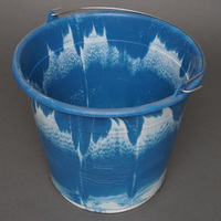 セネガル　プラスチックバケツ　(M)　No.9