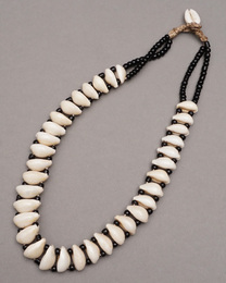 (マリ)　子安貝チョーカー　ネックレス No.219