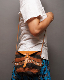 ケニア　バオバブポシェット レザーフラップ　　No.8