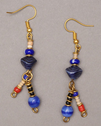 (ケニア)　ビーズ　ピアス　No.900-36