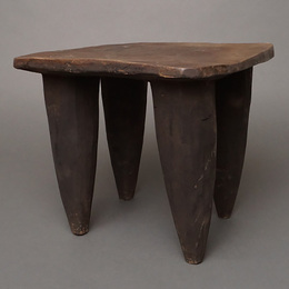 夏の終わりのお値下げ】セヌフォ族 スツール コートジボワール 椅子