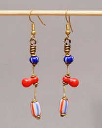 (ケニア)　　ビーズ　ピアス　No.1000-1