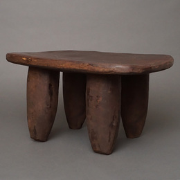 (コートジボワール)　セヌフォ　スツール　(腰掛)　No.6