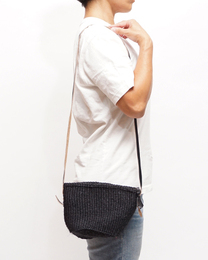 ケニア　サイザルポシェット　(ブラック)　