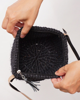 ケニア　サイザルポシェット　(ブラック)　