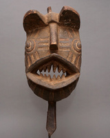 (ブルキナファソ)　グルンシ族　ヌヌマ　マスク　No.285