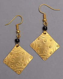 (ケニア)　　真鍮&ビーズ　ピアス　No.600-114